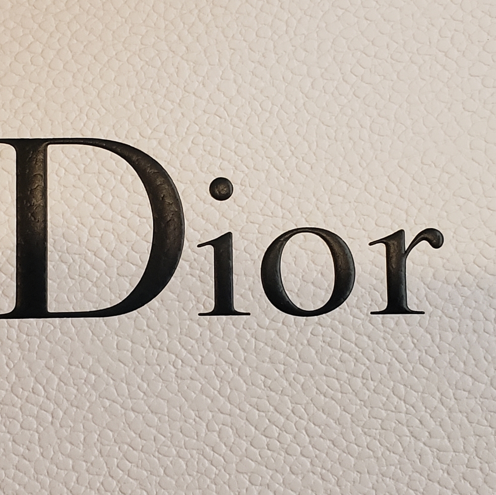 Dior Gift Box - Picture 3 of 3